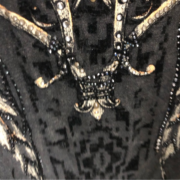 Miss Me Soft Sleeveless Tee w/Fringe on Back and Velvet Bling on the front SZ L - Picture 6 of 7